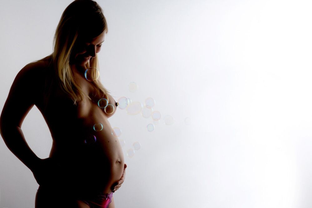 Fotograf Matthes Trettin - Sinnliche Schwangerschaftsbilder