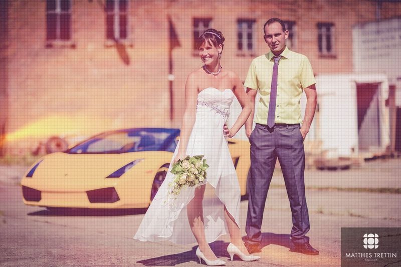 HOT CAR & WEDDINGPHOTOGRAPHY